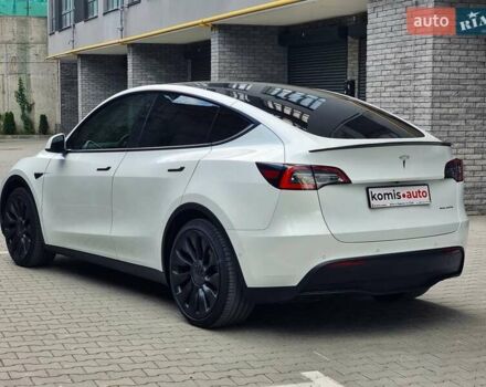 Белый Тесла Model Y, объемом двигателя 0 л и пробегом 98 тыс. км за 23699 $, фото 3 на Automoto.ua