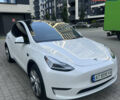 Белый Тесла Model Y, объемом двигателя 0 л и пробегом 61 тыс. км за 22000 $, фото 1 на Automoto.ua