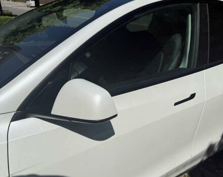 Белый Тесла Model Y, объемом двигателя 0 л и пробегом 72 тыс. км за 25200 $, фото 3 на Automoto.ua