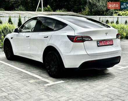 Белый Тесла Model Y, объемом двигателя 0 л и пробегом 62 тыс. км за 22200 $, фото 5 на Automoto.ua