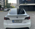 Белый Тесла Model Y, объемом двигателя 0 л и пробегом 61 тыс. км за 22000 $, фото 3 на Automoto.ua
