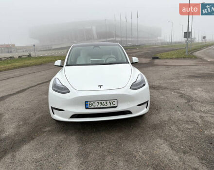 Белый Тесла Model Y, объемом двигателя 0 л и пробегом 88 тыс. км за 27500 $, фото 2 на Automoto.ua