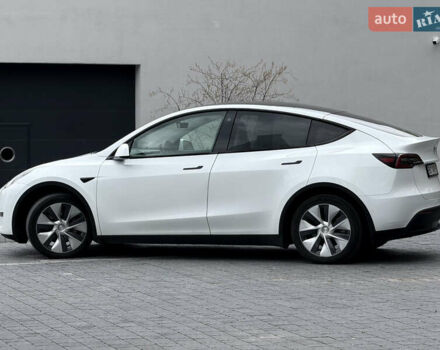 Белый Тесла Model Y, объемом двигателя 0 л и пробегом 36 тыс. км за 30500 $, фото 2 на Automoto.ua