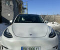 Белый Тесла Model Y, объемом двигателя 0 л и пробегом 35 тыс. км за 25600 $, фото 1 на Automoto.ua