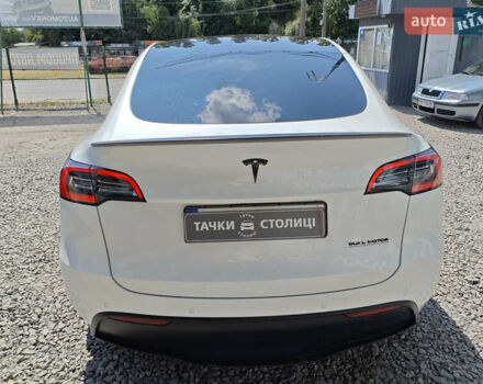 Белый Тесла Model Y, объемом двигателя 0 л и пробегом 133 тыс. км за 25950 $, фото 6 на Automoto.ua