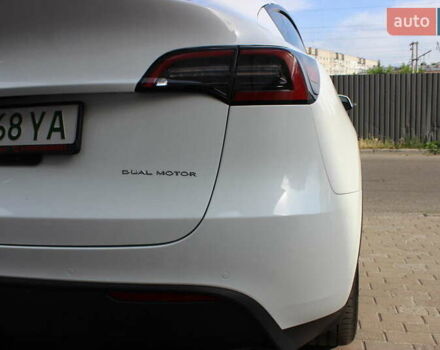 Белый Тесла Model Y, объемом двигателя 0 л и пробегом 67 тыс. км за 27000 $, фото 13 на Automoto.ua