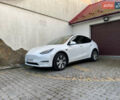 Білий Тесла Model Y, об'ємом двигуна 0 л та пробігом 13 тис. км за 25500 $, фото 32 на Automoto.ua