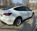 Белый Тесла Model Y, объемом двигателя 0 л и пробегом 56 тыс. км за 40500 $, фото 37 на Automoto.ua