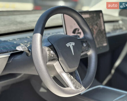 Белый Тесла Model Y, объемом двигателя 0 л и пробегом 51 тыс. км за 29500 $, фото 18 на Automoto.ua