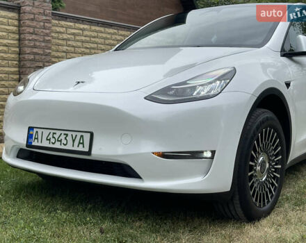 Білий Тесла Model Y, об'ємом двигуна 0 л та пробігом 54 тис. км за 23900 $, фото 22 на Automoto.ua