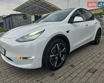 Тесла Model Y 2021 в Ровно на Automoto.ua Белый Тесла Model Y, объемом двигателя 0 л и пробегом 133 тыс. км за 22000 $, фото 30 на Automoto.ua