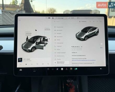 Білий Тесла Model Y, об'ємом двигуна 0 л та пробігом 78 тис. км за 26800 $, фото 20 на Automoto.ua