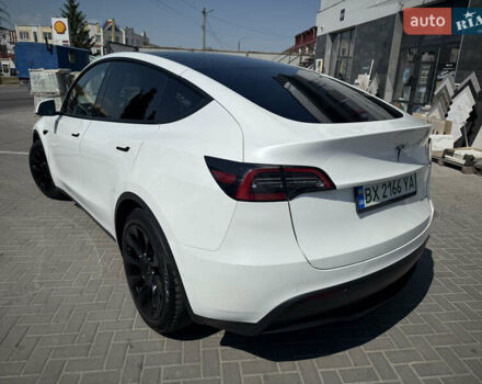 Білий Тесла Model Y, об'ємом двигуна 0 л та пробігом 67 тис. км за 24000 $, фото 20 на Automoto.ua