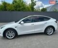 Білий Тесла Model Y, об'ємом двигуна 0 л та пробігом 93 тис. км за 22700 $, фото 1 на Automoto.ua