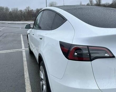 Белый Тесла Model Y, объемом двигателя 0 л и пробегом 32 тыс. км за 30000 $, фото 13 на Automoto.ua