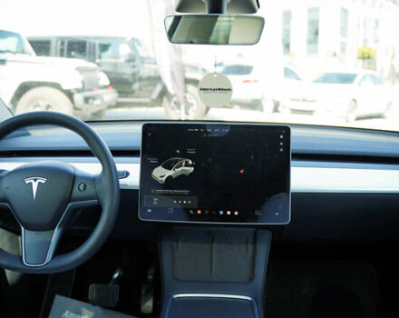 Белый Тесла Model Y, объемом двигателя 0 л и пробегом 30 тыс. км за 26900 $, фото 14 на Automoto.ua