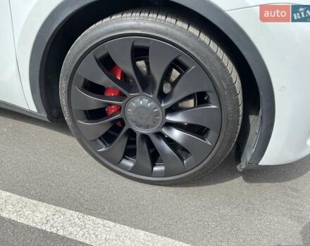 Белый Тесла Model Y, объемом двигателя 0 л и пробегом 132 тыс. км за 26200 $, фото 3 на Automoto.ua
