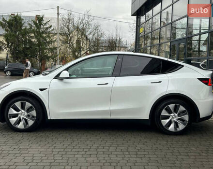 Білий Тесла Model Y, об'ємом двигуна 0 л та пробігом 60 тис. км за 24800 $, фото 3 на Automoto.ua