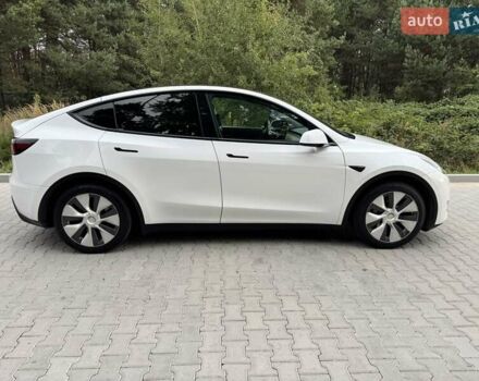 Тесла Model Y 2021 в Львове на Automoto.ua Белый Тесла Model Y, объемом двигателя 0 л и пробегом 102 тыс. км за 24500 $, фото 4 на Automoto.ua