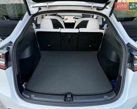 Білий Тесла Model Y, об'ємом двигуна 0 л та пробігом 78 тис. км за 26800 $, фото 27 на Automoto.ua