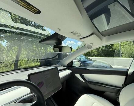 Белый Тесла Model Y, объемом двигателя 0 л и пробегом 119 тыс. км за 24500 $, фото 18 на Automoto.ua