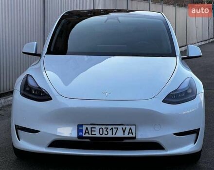 Белый Тесла Model Y, объемом двигателя 0 л и пробегом 98 тыс. км за 31800 $, фото 5 на Automoto.ua
