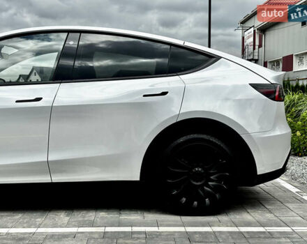 Белый Тесла Model Y, объемом двигателя 0 л и пробегом 62 тыс. км за 22200 $, фото 9 на Automoto.ua