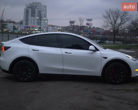 Білий Тесла Model Y, об'ємом двигуна 0 л та пробігом 66 тис. км за 23500 $, фото 5 на Automoto.ua