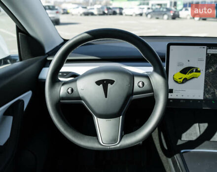 Белый Тесла Model Y, объемом двигателя 0 л и пробегом 30 тыс. км за 27500 $, фото 15 на Automoto.ua