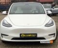 Белый Тесла Model Y, объемом двигателя 75 л и пробегом 45 тыс. км за 35999 $, фото 1 на Automoto.ua