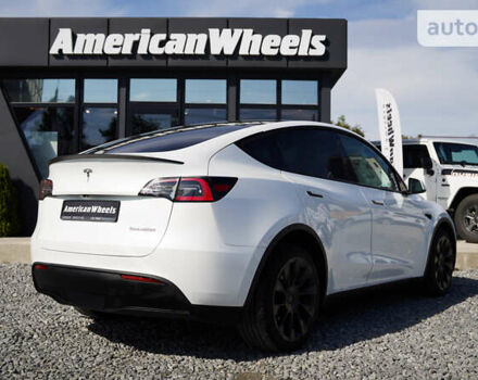 Белый Тесла Model Y, объемом двигателя 0 л и пробегом 30 тыс. км за 26900 $, фото 4 на Automoto.ua