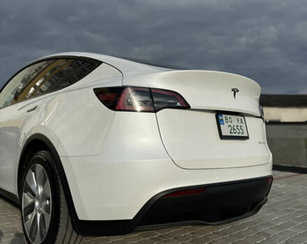 Тесла Model Y 2021 в Тернополе на Automoto.ua Белый Тесла Model Y, объемом двигателя 0 л и пробегом 107 тыс. км за 24999 $, фото 3 на Automoto.ua
