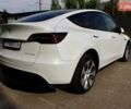 Белый Тесла Model Y, объемом двигателя 0 л и пробегом 67 тыс. км за 27000 $, фото 4 на Automoto.ua