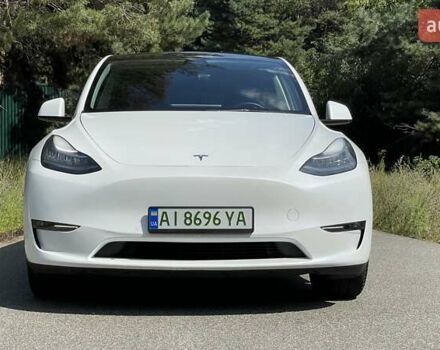 Белый Тесла Model Y, объемом двигателя 0 л и пробегом 65 тыс. км за 29999 $, фото 15 на Automoto.ua