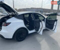 Белый Тесла Model Y, объемом двигателя 0 л и пробегом 170 тыс. км за 23500 $, фото 9 на Automoto.ua