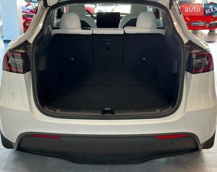 Білий Тесла Model Y, об'ємом двигуна 0 л та пробігом 1 тис. км за 29500 $, фото 32 на Automoto.ua