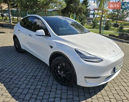 Білий Тесла Model Y, об'ємом двигуна 0 л та пробігом 109 тис. км за 22000 $, фото 24 на Automoto.ua