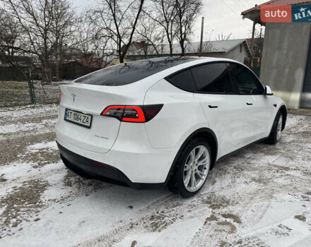 Белый Тесла Model Y, объемом двигателя 0 л и пробегом 60 тыс. км за 29900 $, фото 4 на Automoto.ua