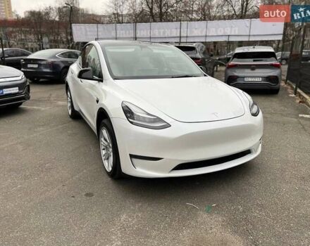 Белый Тесла Model Y, объемом двигателя 0 л и пробегом 47 тыс. км за 23499 $, фото 27 на Automoto.ua