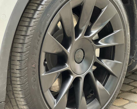 Белый Тесла Model Y, объемом двигателя 0 л и пробегом 122 тыс. км за 21800 $, фото 10 на Automoto.ua