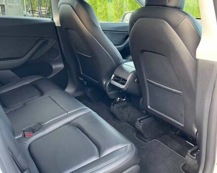Белый Тесла Model Y, объемом двигателя 0 л и пробегом 16 тыс. км за 29900 $, фото 25 на Automoto.ua