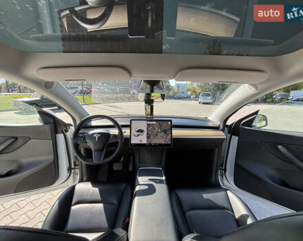 Белый Тесла Model Y, объемом двигателя 0 л и пробегом 86 тыс. км за 23999 $, фото 7 на Automoto.ua