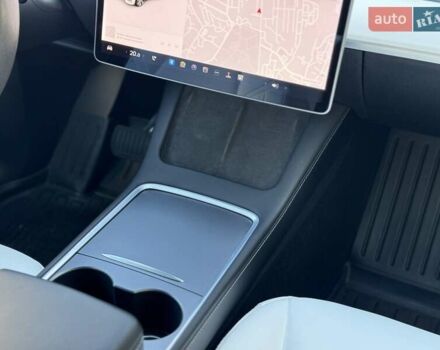 Белый Тесла Model Y, объемом двигателя 0 л и пробегом 36 тыс. км за 30500 $, фото 22 на Automoto.ua