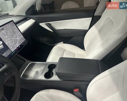 Білий Тесла Model Y, об'ємом двигуна 0 л та пробігом 91 тис. км за 19200 $, фото 15 на Automoto.ua