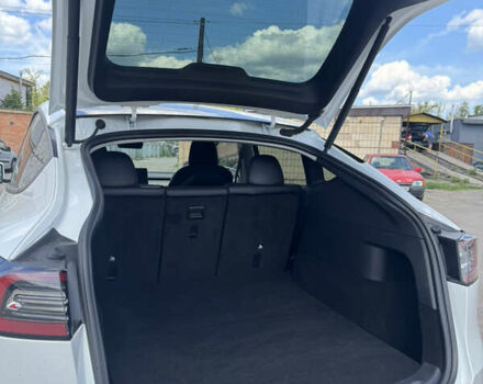Белый Тесла Model Y, объемом двигателя 0 л и пробегом 55 тыс. км за 24900 $, фото 6 на Automoto.ua