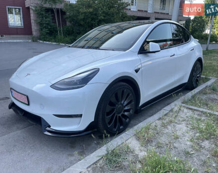 Белый Тесла Model Y, объемом двигателя 0 л и пробегом 68 тыс. км за 36000 $, фото 3 на Automoto.ua
