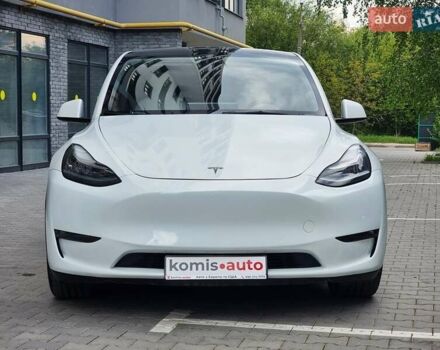 Белый Тесла Model Y, объемом двигателя 0 л и пробегом 98 тыс. км за 23699 $, фото 2 на Automoto.ua