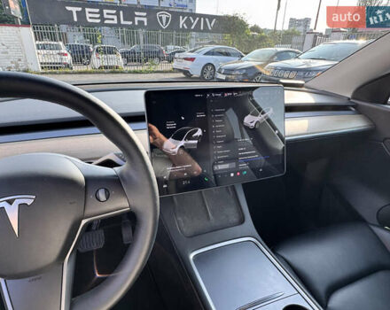 Белый Тесла Model Y, объемом двигателя 0 л и пробегом 79 тыс. км за 22900 $, фото 7 на Automoto.ua