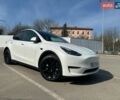 Білий Тесла Model Y, об'ємом двигуна 0 л та пробігом 68 тис. км за 23500 $, фото 1 на Automoto.ua