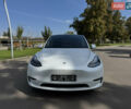 Тесла Model Y 2021 у Краматорске на Automoto.ua Білий Тесла Model Y, об'ємом двигуна 0 л та пробігом 119 тис. км за 19499 $, фото 1 на Automoto.ua